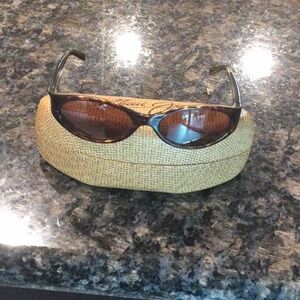 Maui Jim MJ 125-10
Brown tortoise shell